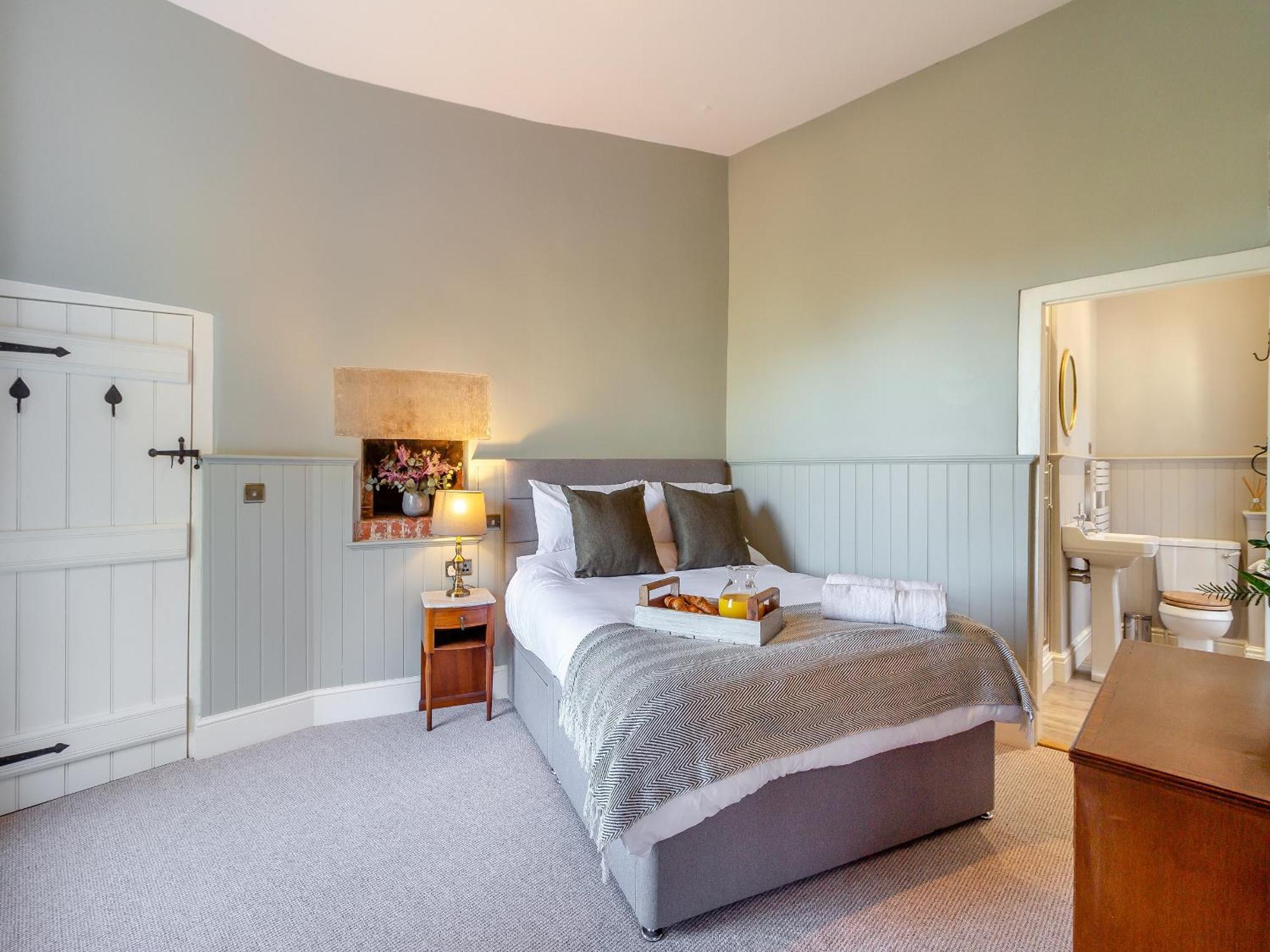 The Lodge Wonastow Esterno foto