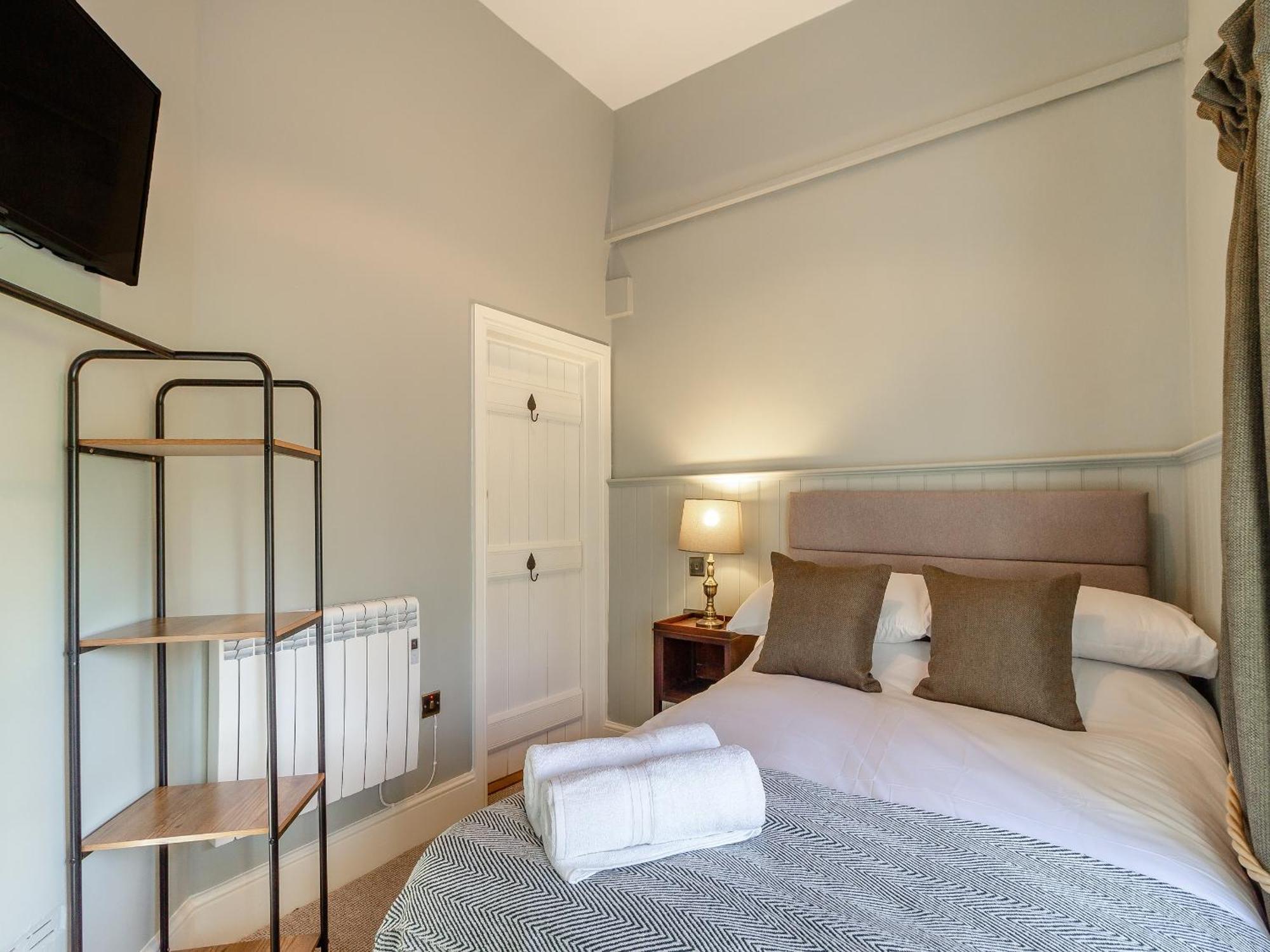 The Lodge Wonastow Esterno foto